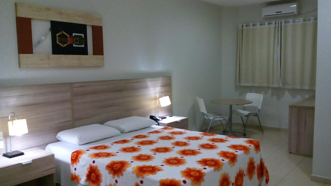 Morrinhos  Hotel Renascer מראה חיצוני תמונה